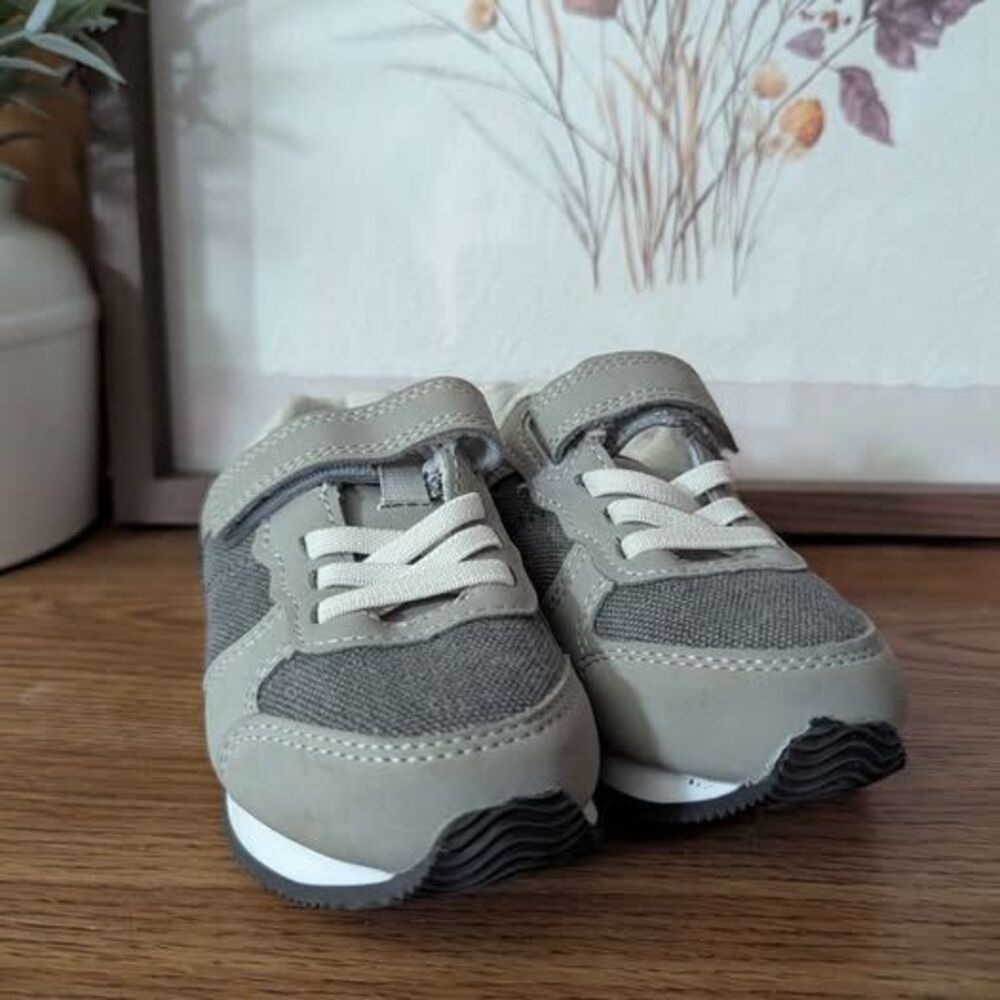 Cat & Jack Grey Toddler Sneakers size 8T